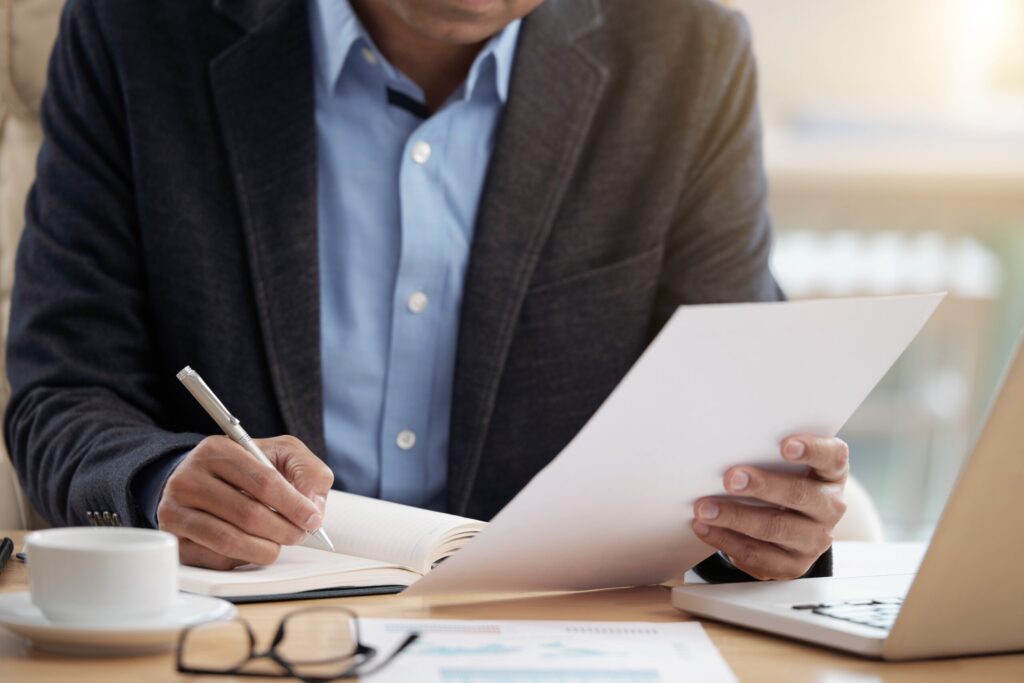 what is the difference between SSDI and workers compensation