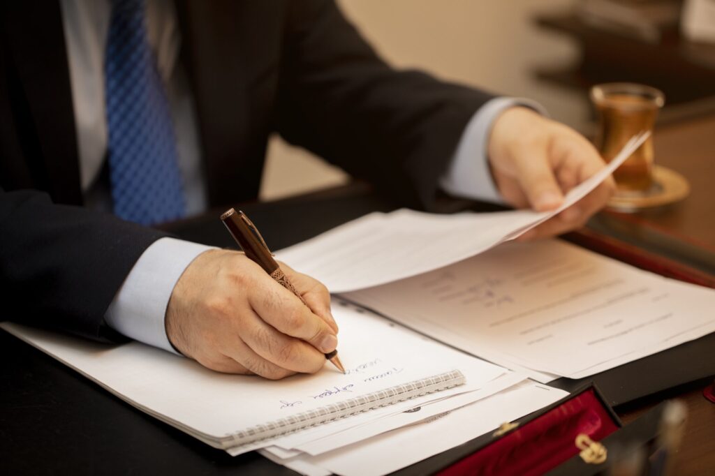 can I apply for SSDI while receiving workers compensation